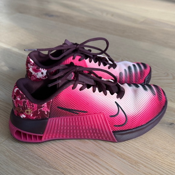 Nike Metcon 9 - Pink Ombré - Picture 1 of 5
